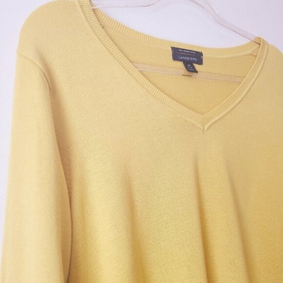 Lands' End | Men's Yellow V-Neck Sweater (Size Medium) - Picture 3 of 8
